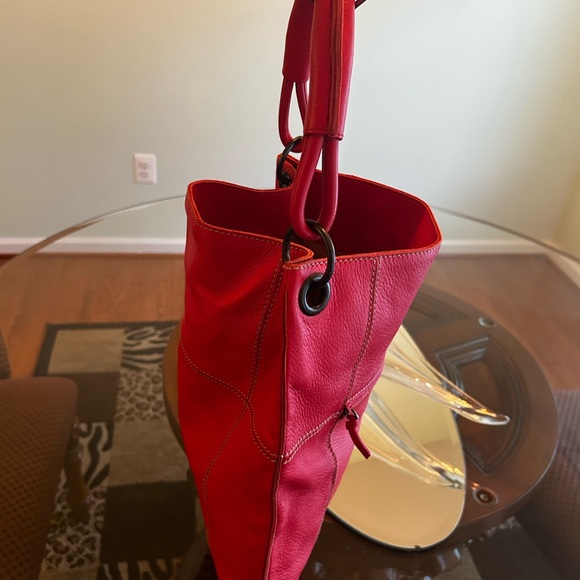 Bottega Veneta Red Leather Handbag - Picture 3 of 6